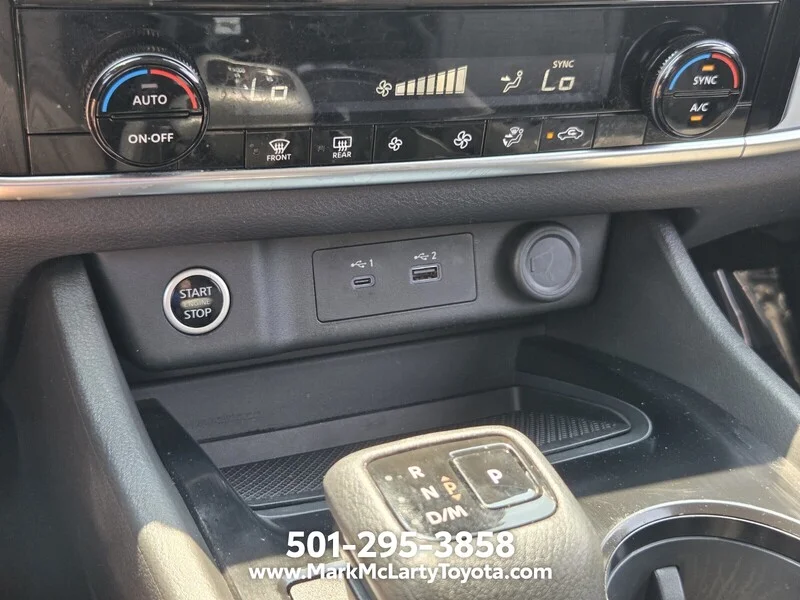 Used 2023 Super Black NISSAN FWD SV *LTD AVAIL* image 19