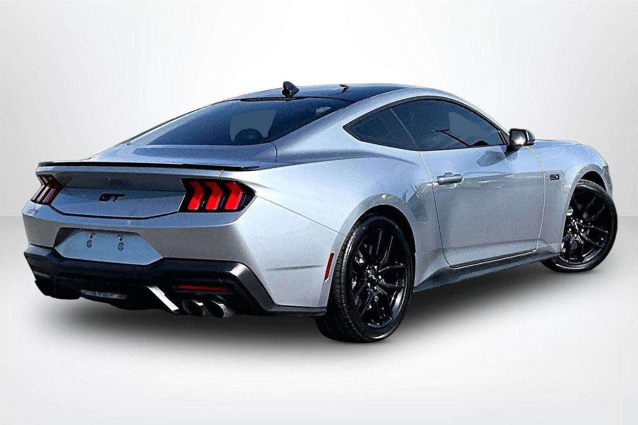Used 2025 Iconic Silver Metallic Ford GT Premium Fastback image 6