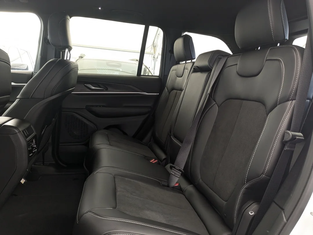 New 2026 White Jeep Altitude - - 4x4 - Power Sunroof - Trailer Tow Pkg - 20 Black Wheels - Remote Start & More! image 28