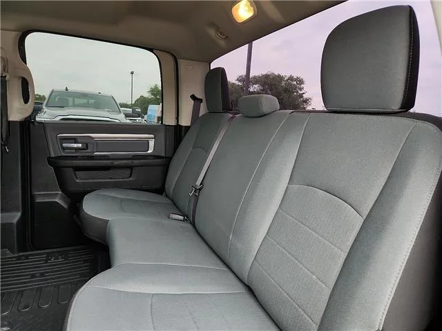 Used 2022 Billet Silver Metallic Clearcoat RAM SLT 4x4 Crew Cab 5.6 ft. box 140 in. WB image 9