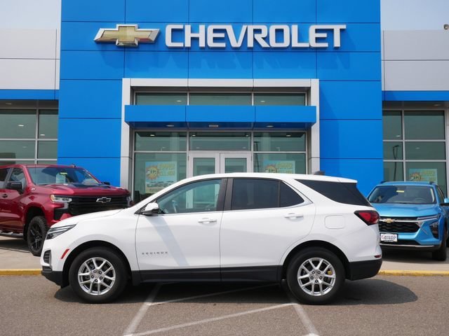 Used 2024 Chevrolet Equinox LT with VIN 3GNAXUEGXRS156394 for sale in Roseville, Minnesota