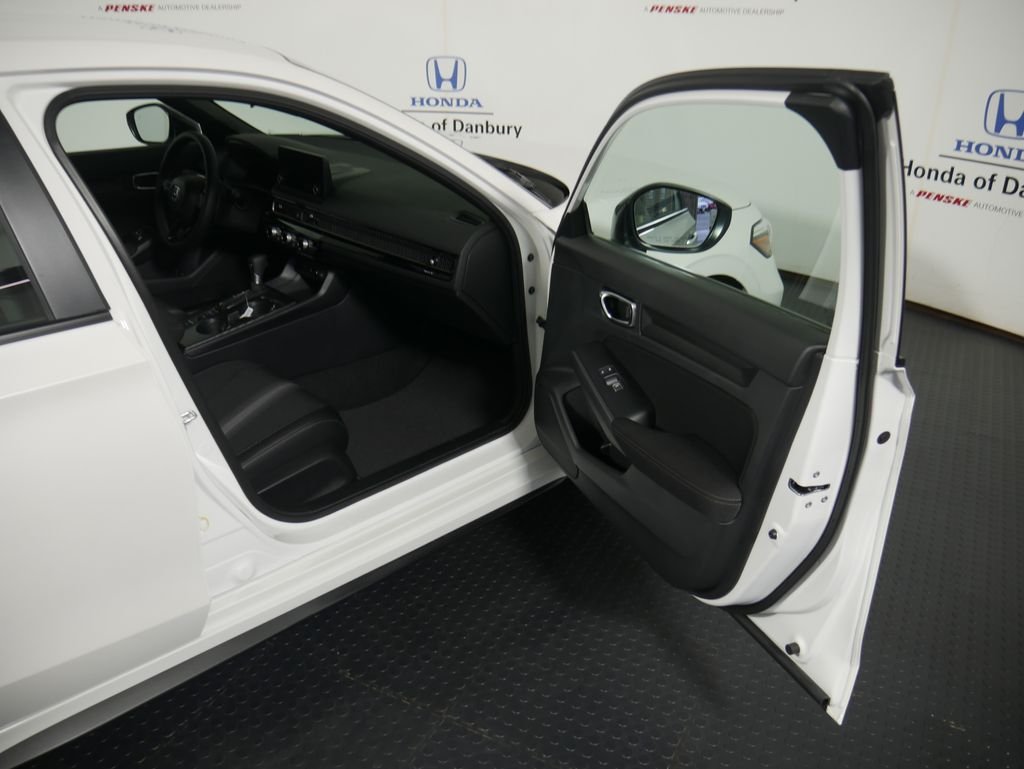 2026 Honda Civic Hatchback Sport - Photo 7