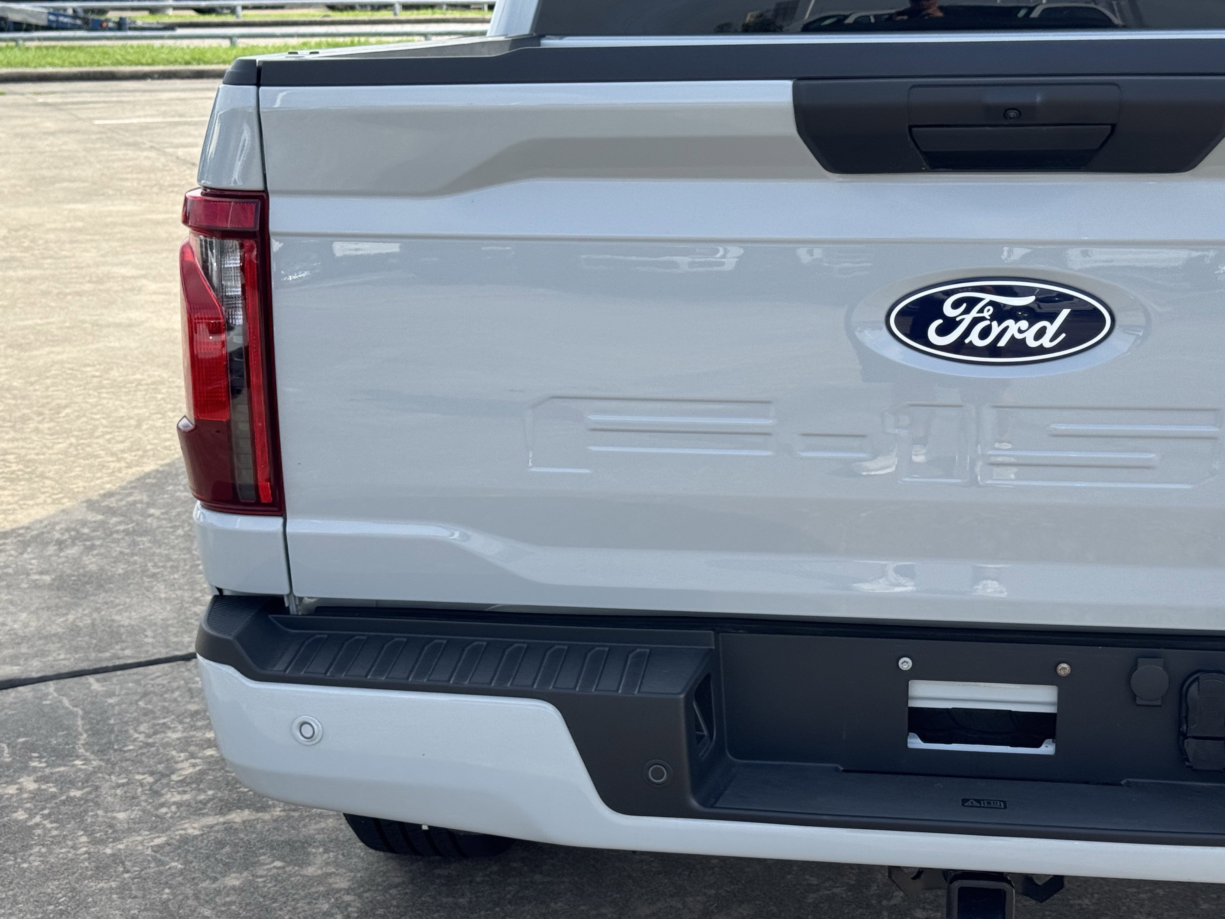 New 2026 Avalanche Ford STX image 10