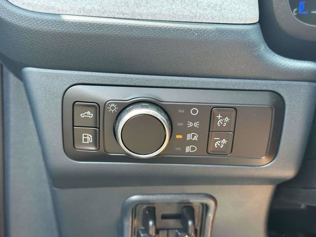 New 2026 Carbonized Gray Metallic Ford XLT image 49