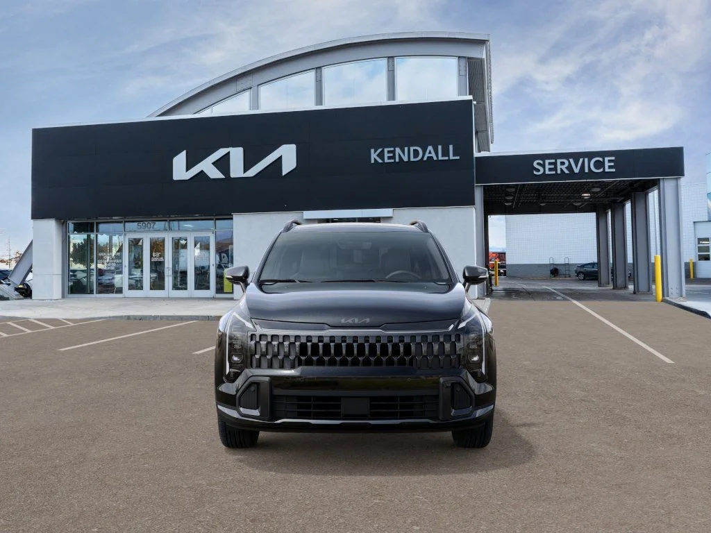New 2027 Fusion Black Kia X-Line image 2
