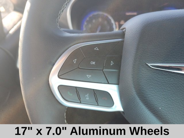 Used 2025 Black Chrysler Select image 14