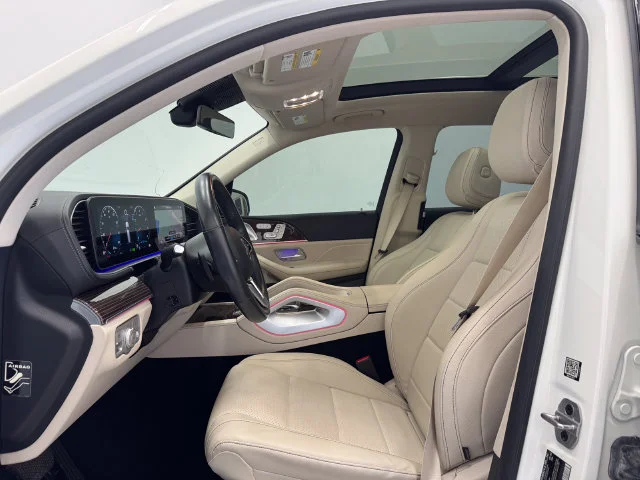 Certified Used 2023 MANUFAKTUR Diamond White Metallic Mercedes-Benz GLS 450 image 18