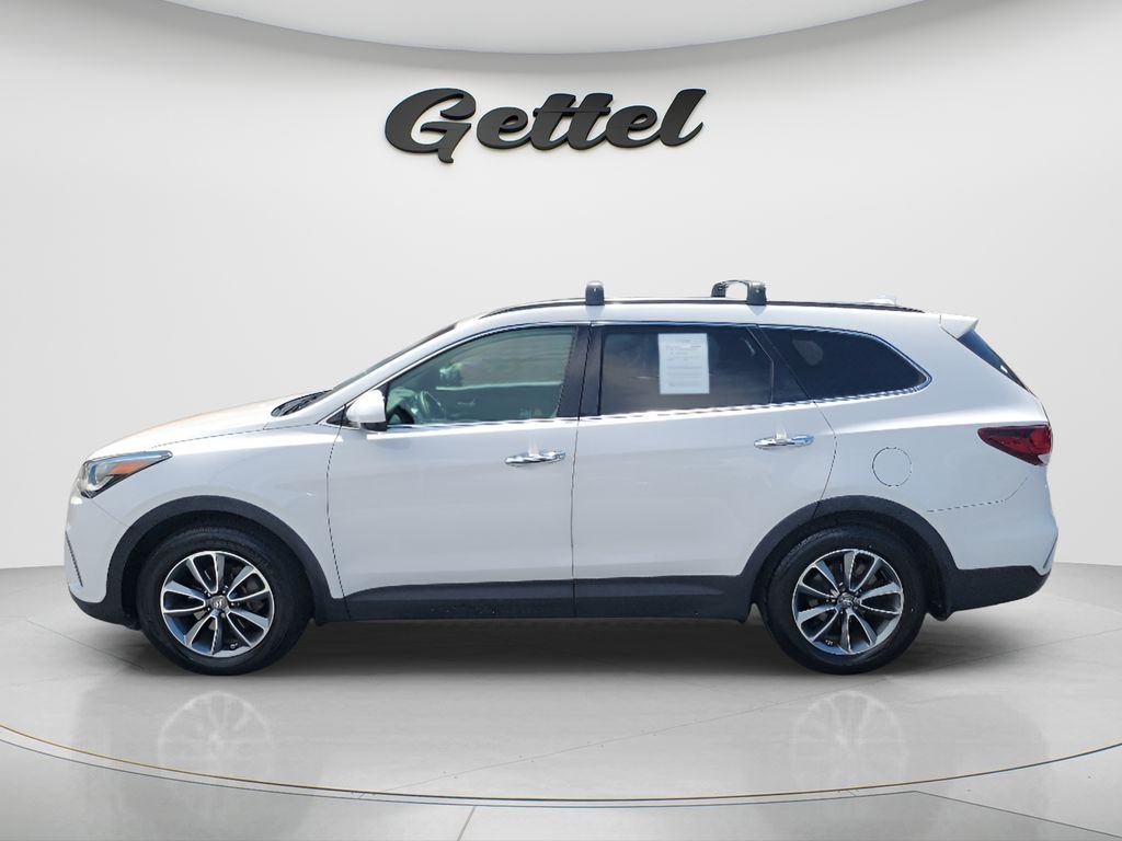 Used 2017 White Hyundai SE image 8