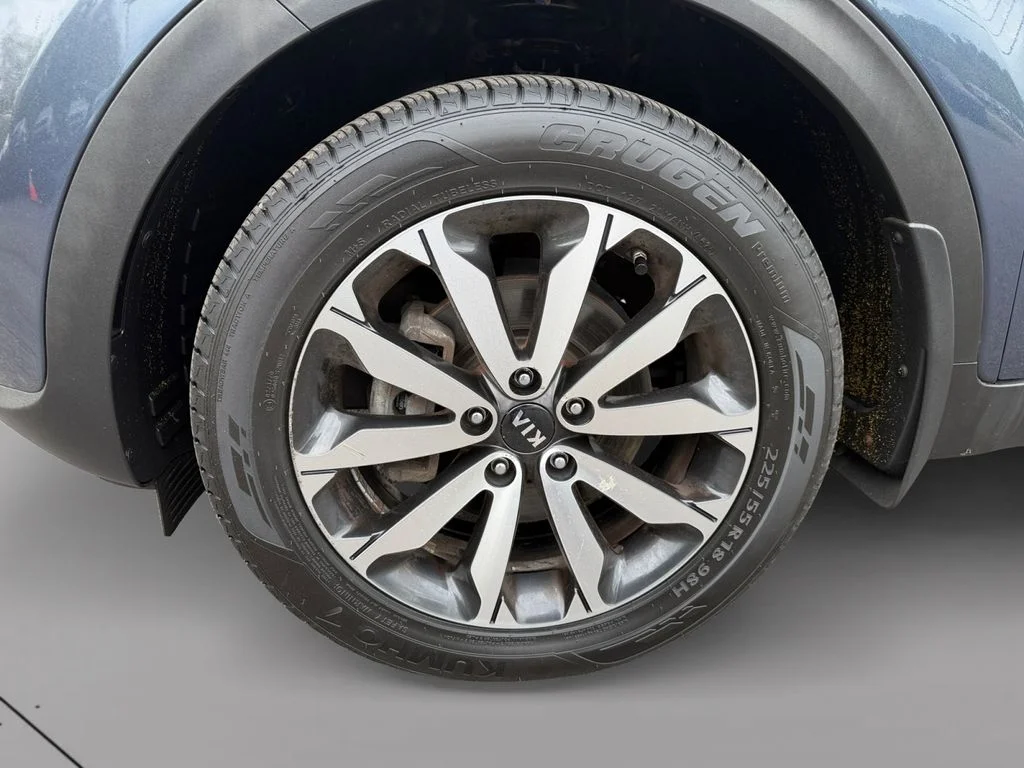 Used 2017 Blue Kia EX image 9