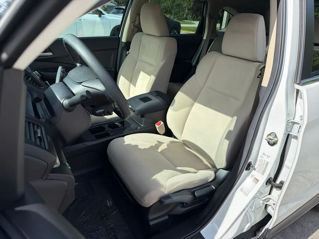 2016 Honda CR-V LX - Photo 27