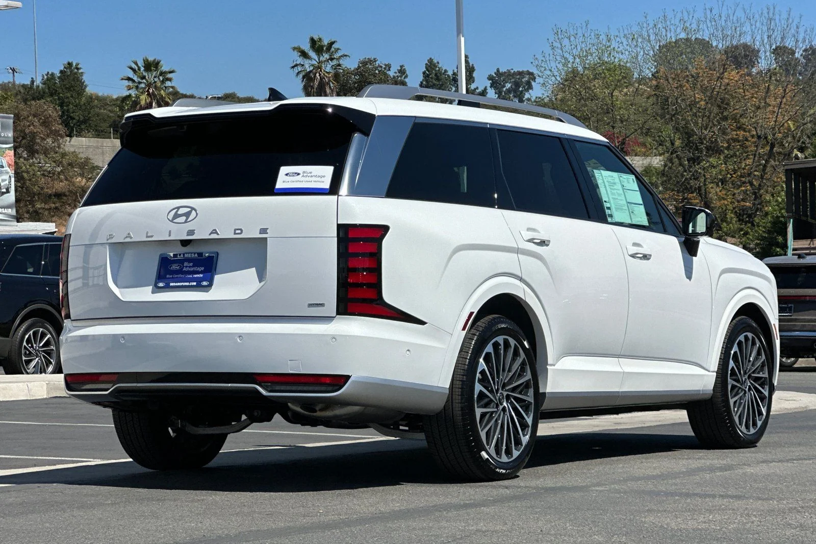 Certified Used 2026 Pearl Hyundai Calligraphy image 3