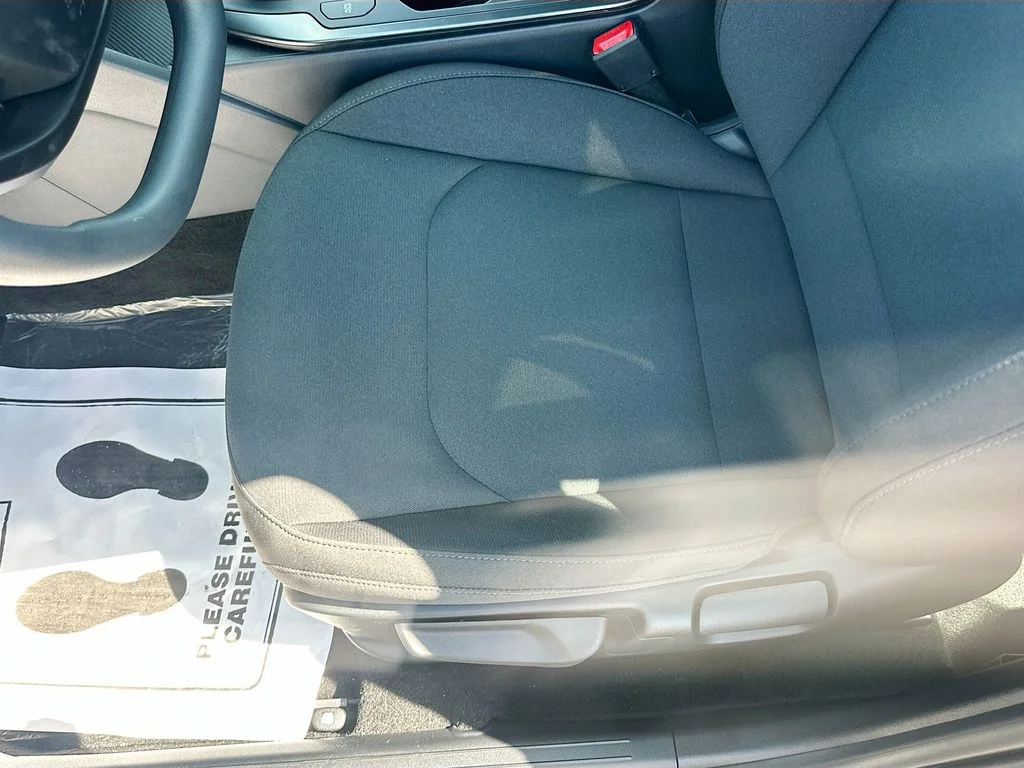 New 2026 Steel Gray Kia LXS image 18