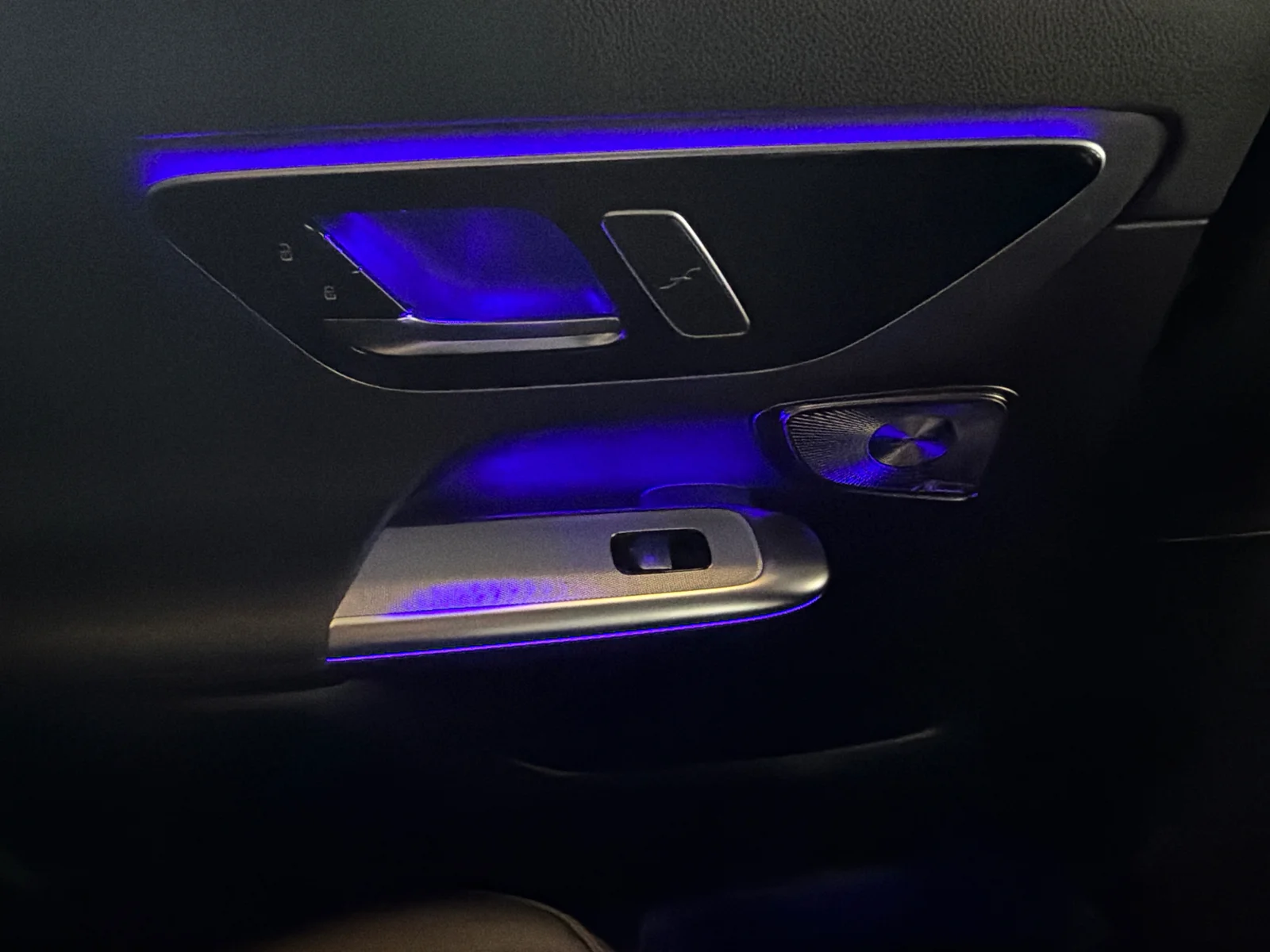 New 2026 Grey Mercedes-Benz GLC 300 4MATIC SUV image 23