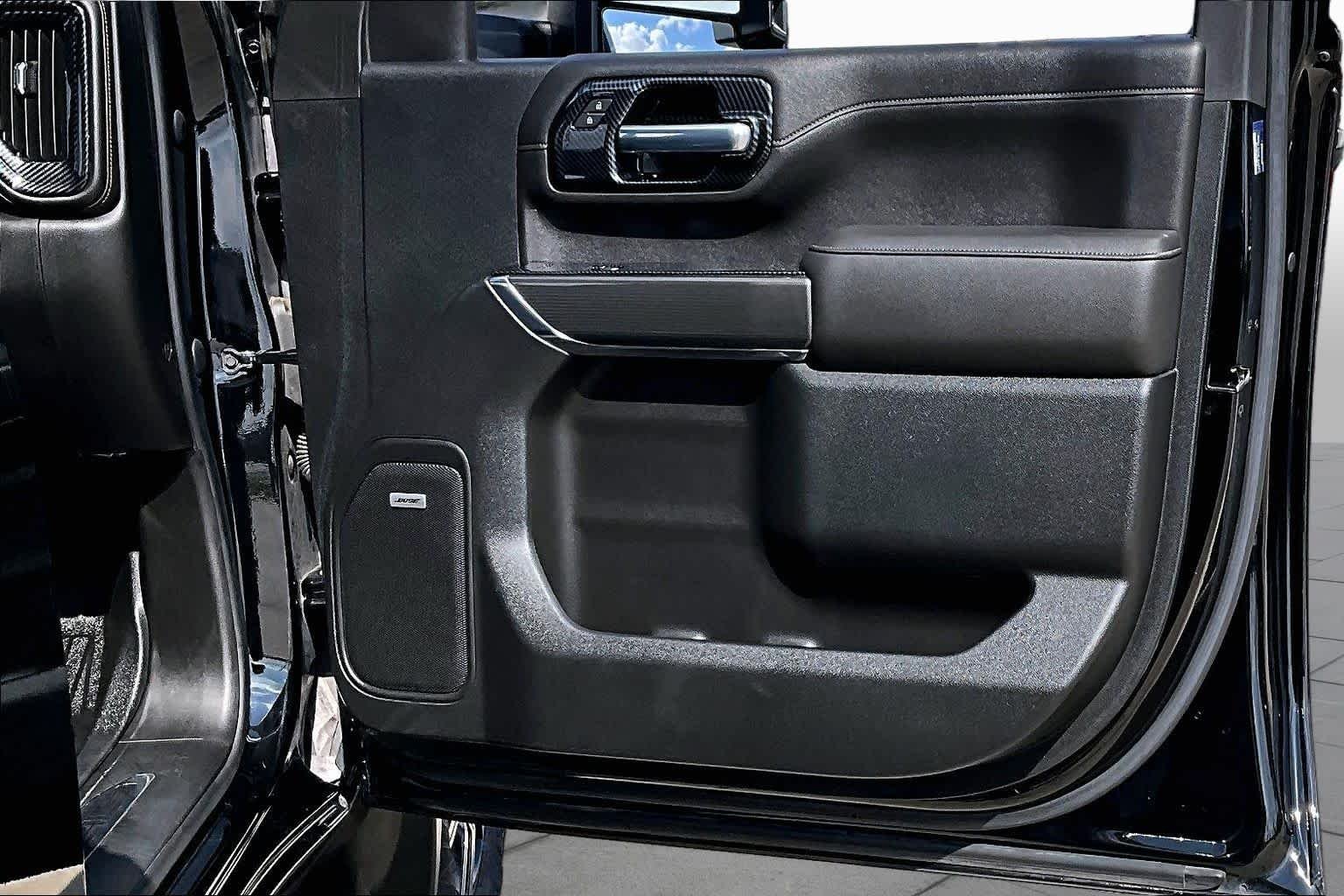 Used 2020 Onyx Black GMC AT4 image 23