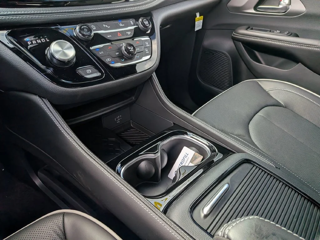 New 2027 Black Chrysler Limited image 36