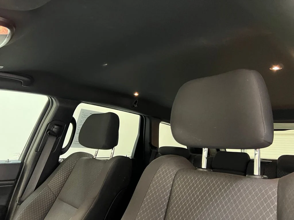 Used 2019 Red Jeep Laredo E image 15