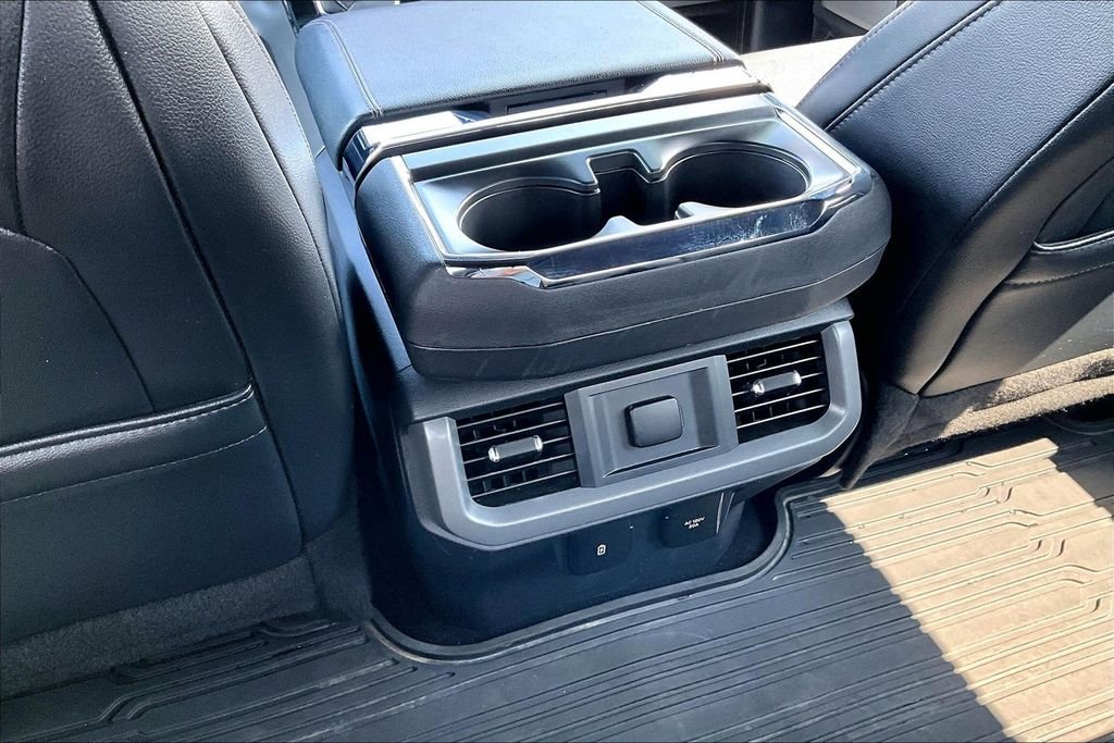Used 2024 Black Metallic Ford Lariat image 23
