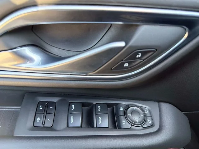 Used 2022 Black Chevrolet RST image 18