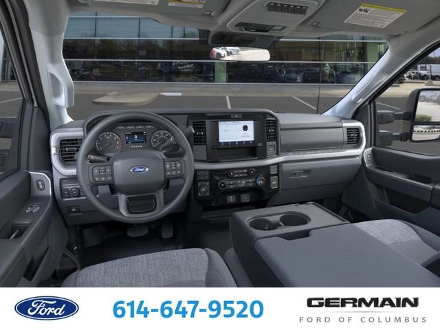2025 Ford F-350 Super Duty XLT - Photo 13