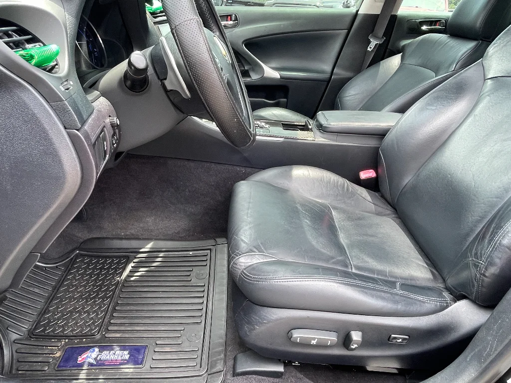 Used 2012 Obsidian Lexus Base image 13