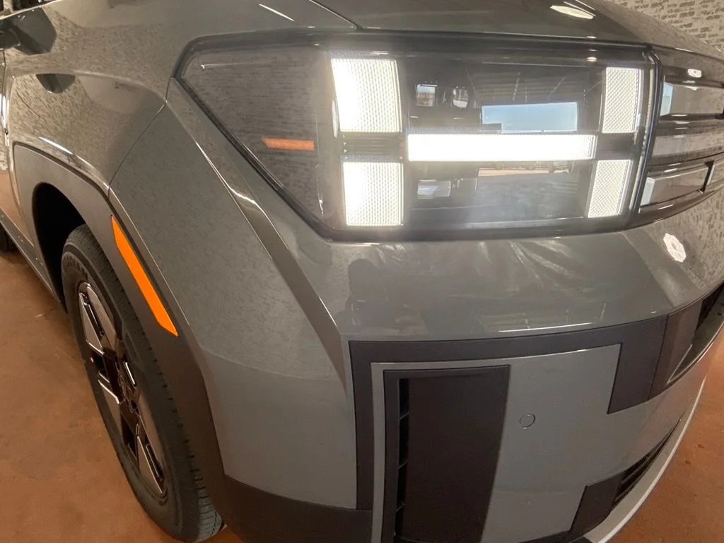 New 2026 Abyss Black Hyundai SEL Sport image 10