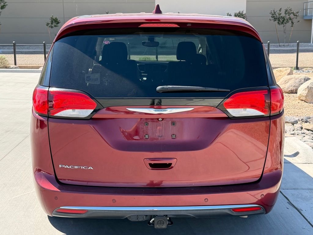 Used 2018 Red Chrysler Touring Plus image 14