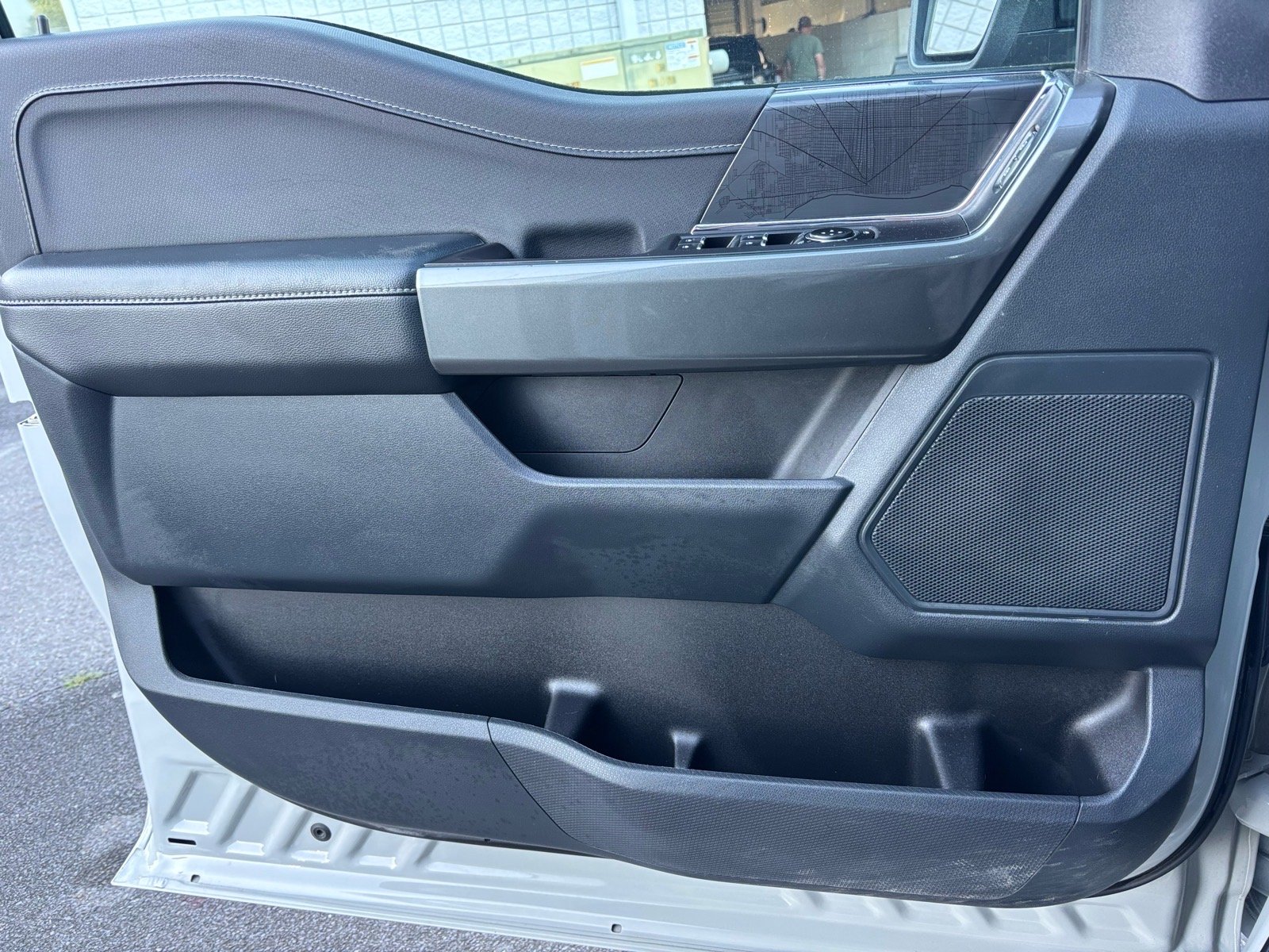 Used 2023 Avalanche Ford XLT image 8