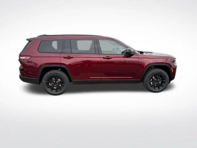 New 2026 Velvet Red Pearl-Coat Exterior Paint Jeep Altitude image 7