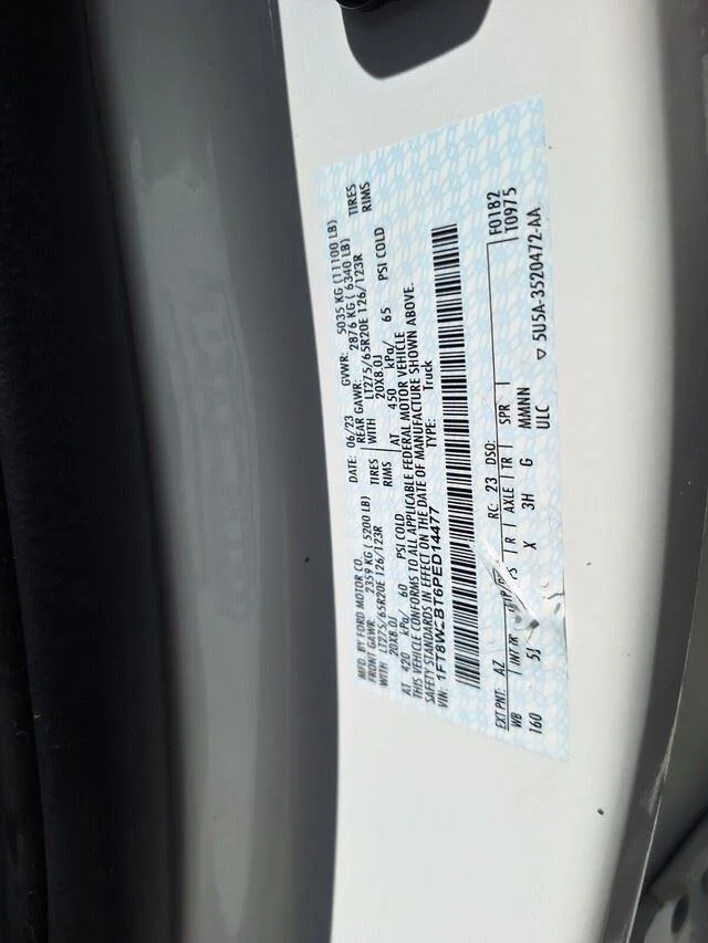 Used 2023 Star White Metallic Tri-Coat Ford LARIAT image 36