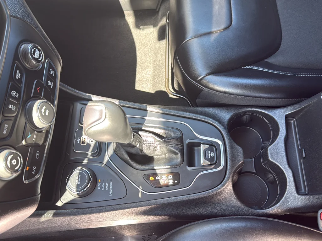 Certified Used 2021 Gray Jeep Latitude Plus image 17
