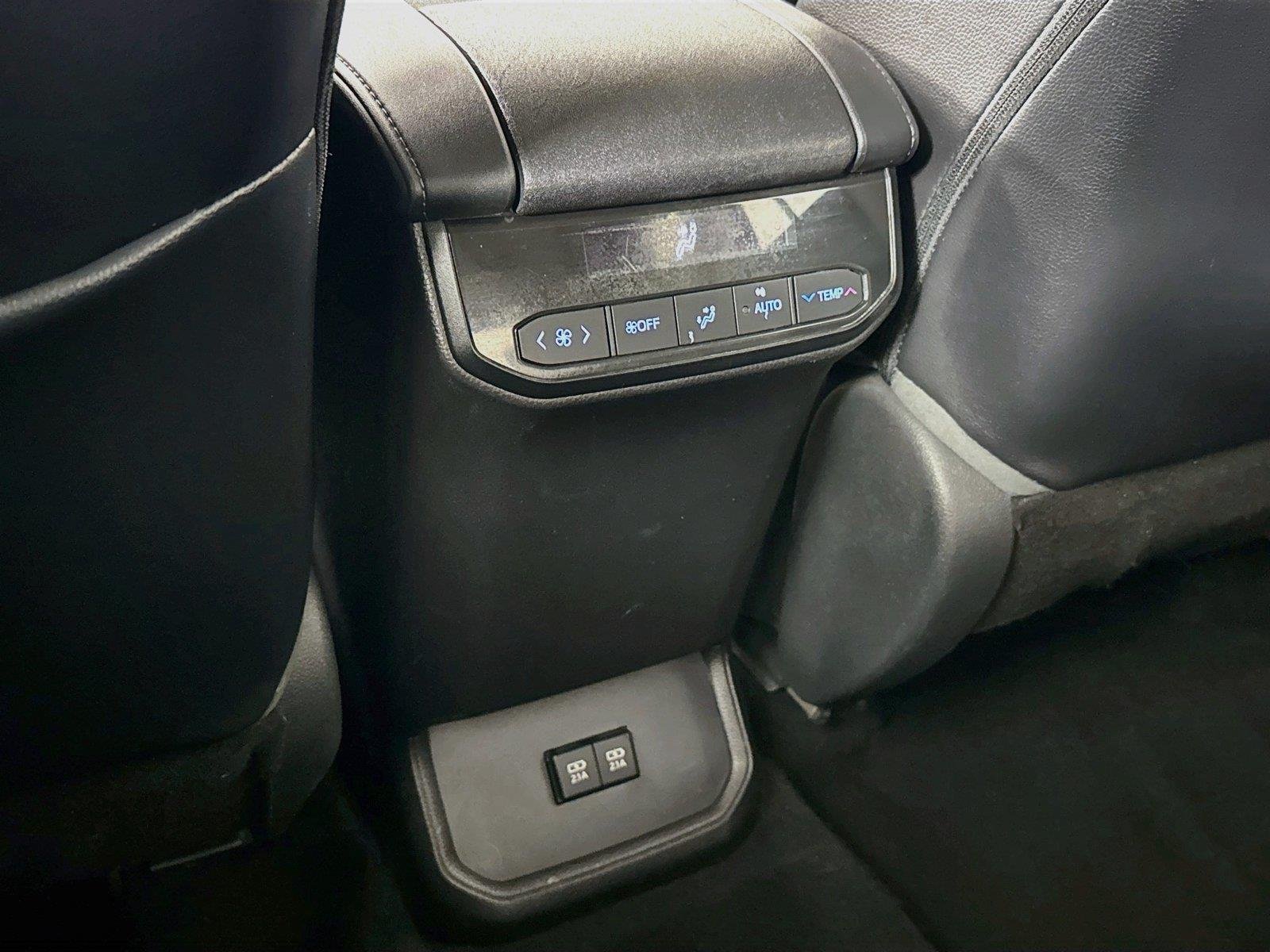 Used 2021 Midnight Black Metallic Toyota XLE image 35