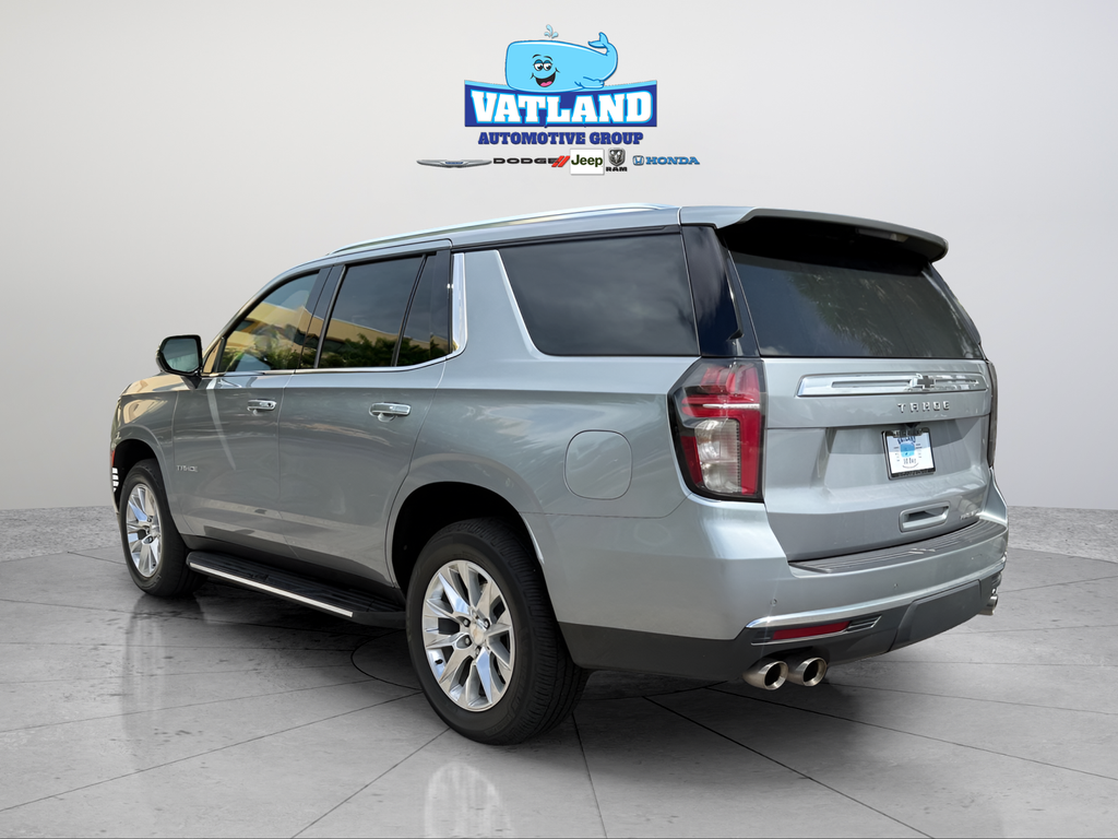 Used 2024 Gray Chevrolet Premier image 3