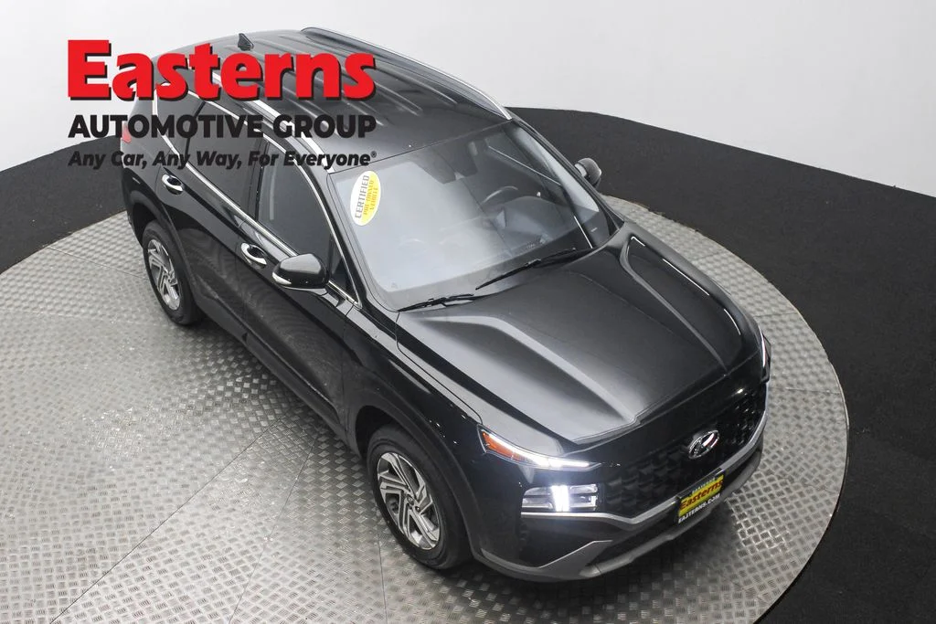 Used 2023 Black Hyundai SEL image 3