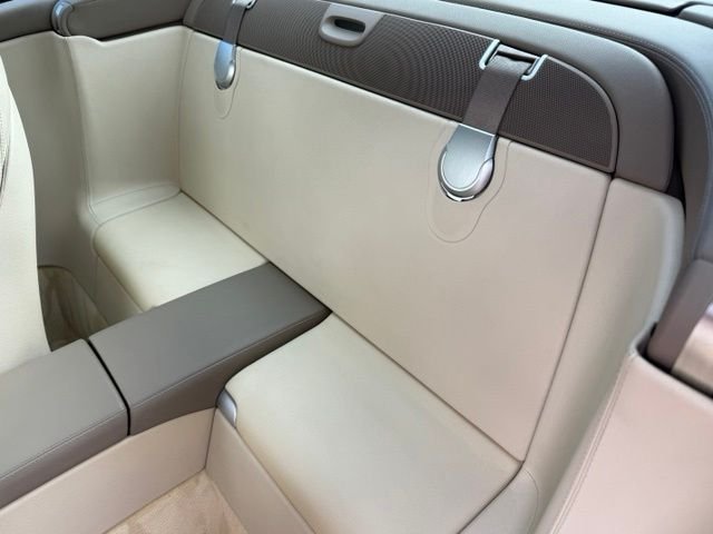 Used 2012  Mercedes-Benz SL 550 image 20