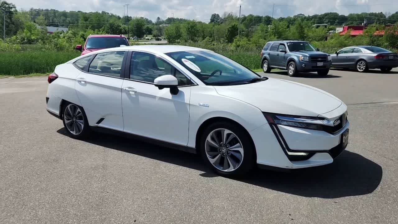 Used 2021 Platinum White Pearl Honda  image 3