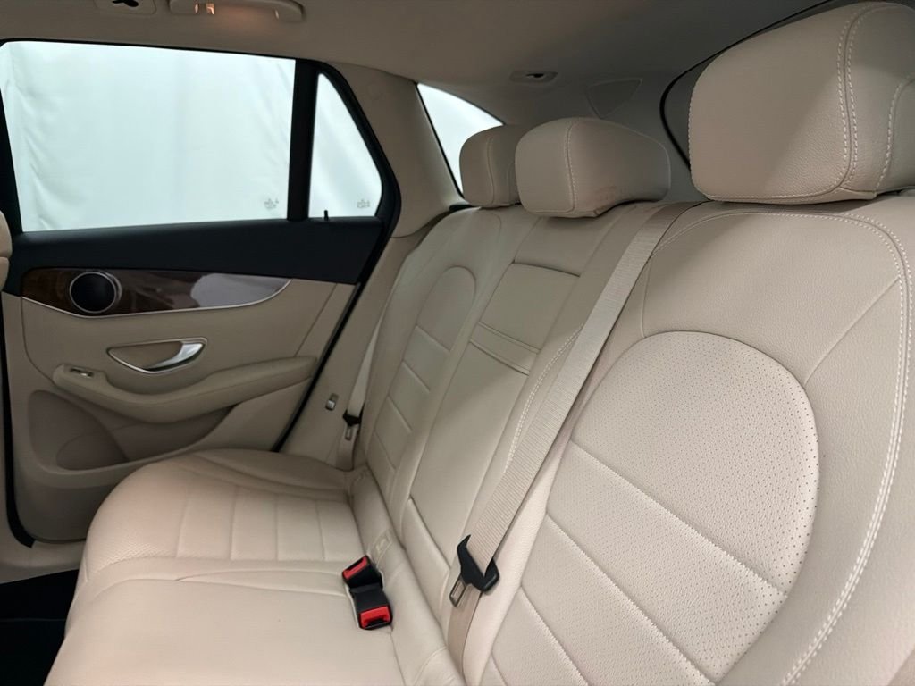 Used 2018 Gray Mercedes-Benz GLC 300 image 19