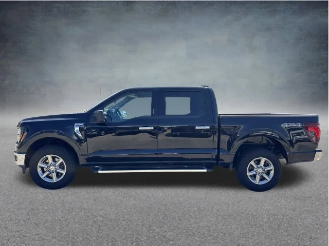Used 2024 Black Ford XLT image 14