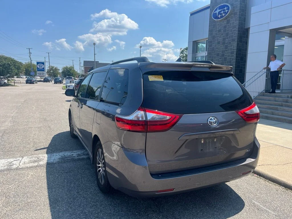 Used 2020 Gray Toyota XLE image 6