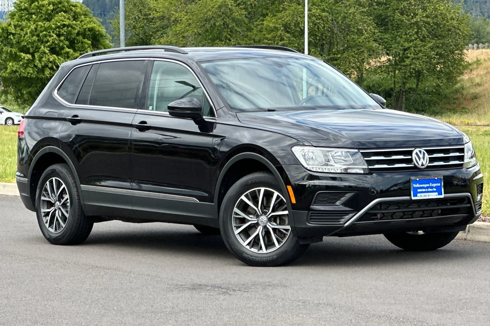 2020 Volkswagen Tiguan 2.0T SE 4Motion's photo