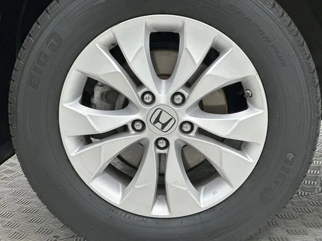 Used 2012 Gray Honda EX-L image 10