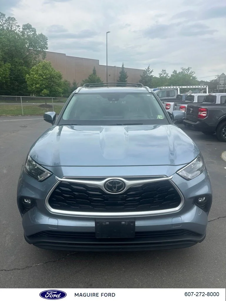 Used 2022 Blueprint Toyota XLE image 2