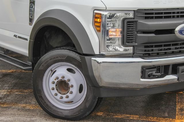 Used 2019 White Ford XL image 3