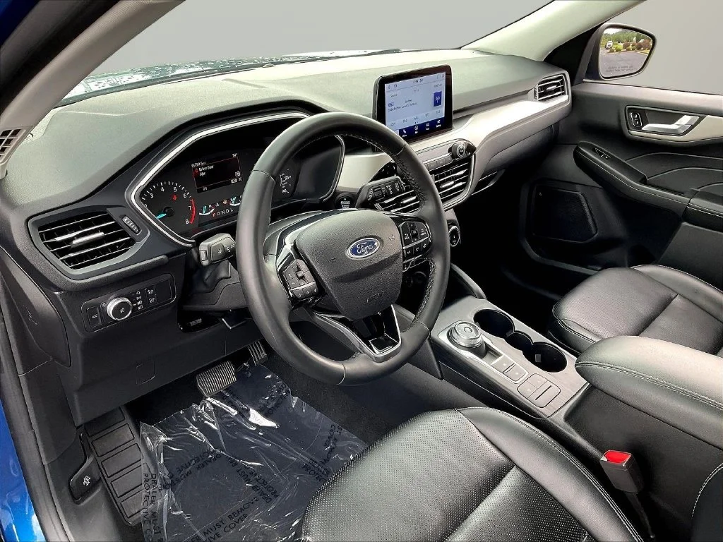 Certified Used 2022 Atlas Blue Metallic Ford SEL image 18