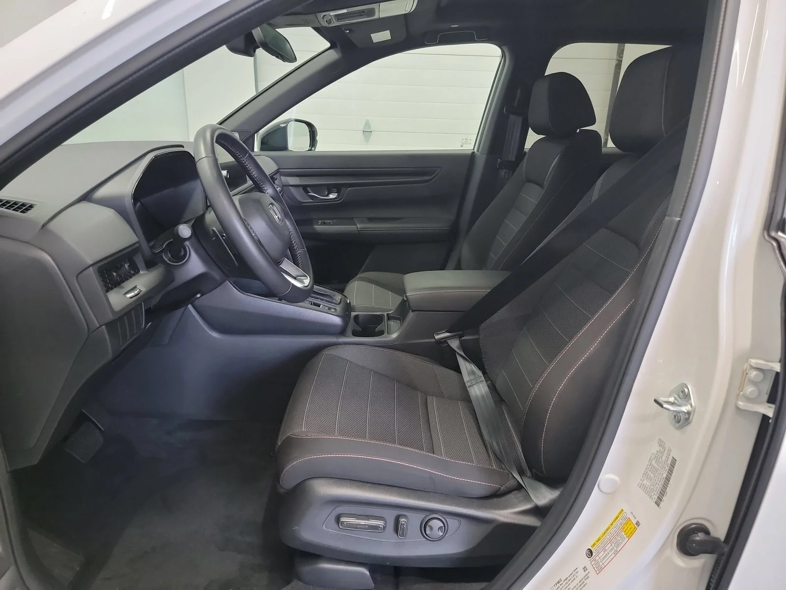 Certified Used 2026 Platinum White Pearl Honda Sport image 12