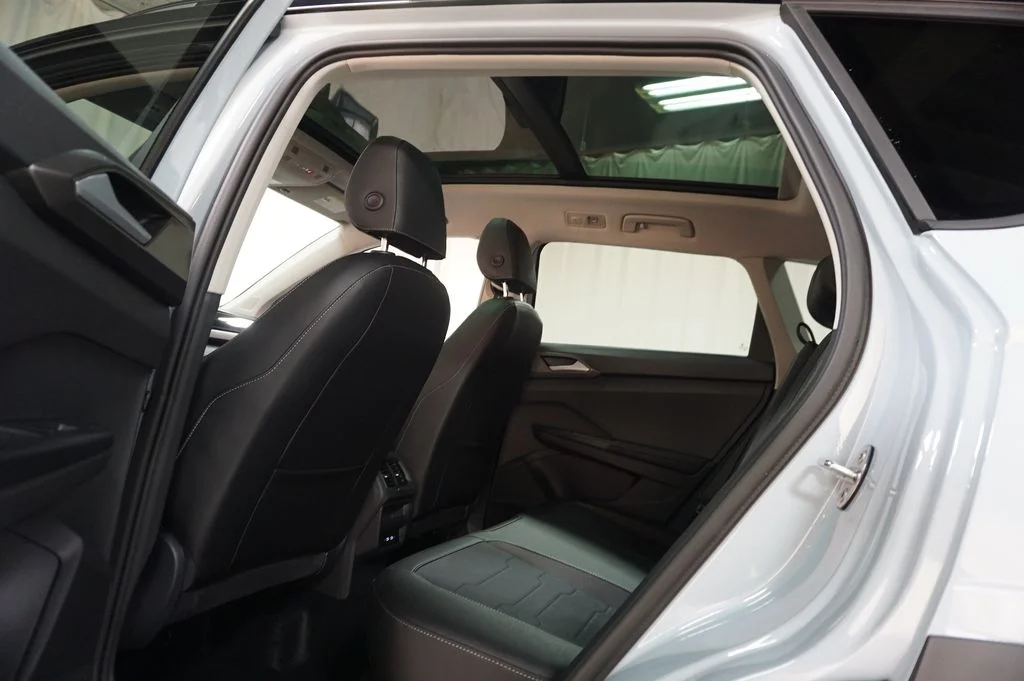 New 2026 Gray Volkswagen 1.5T SE Black image 23