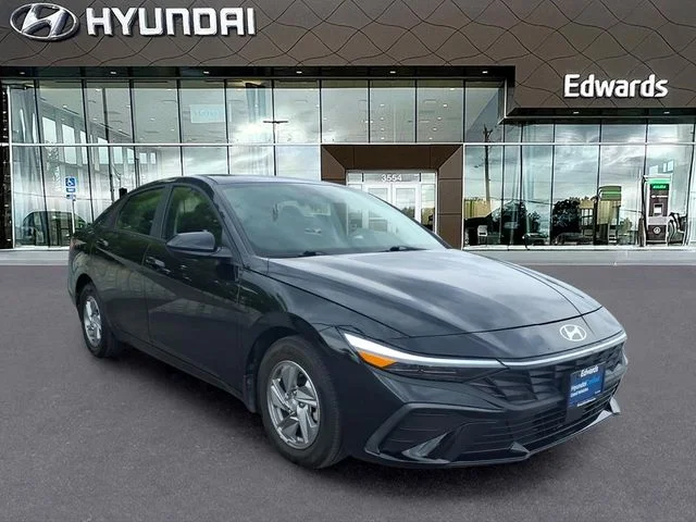 Certified Used 2024 Black Hyundai SE image 5