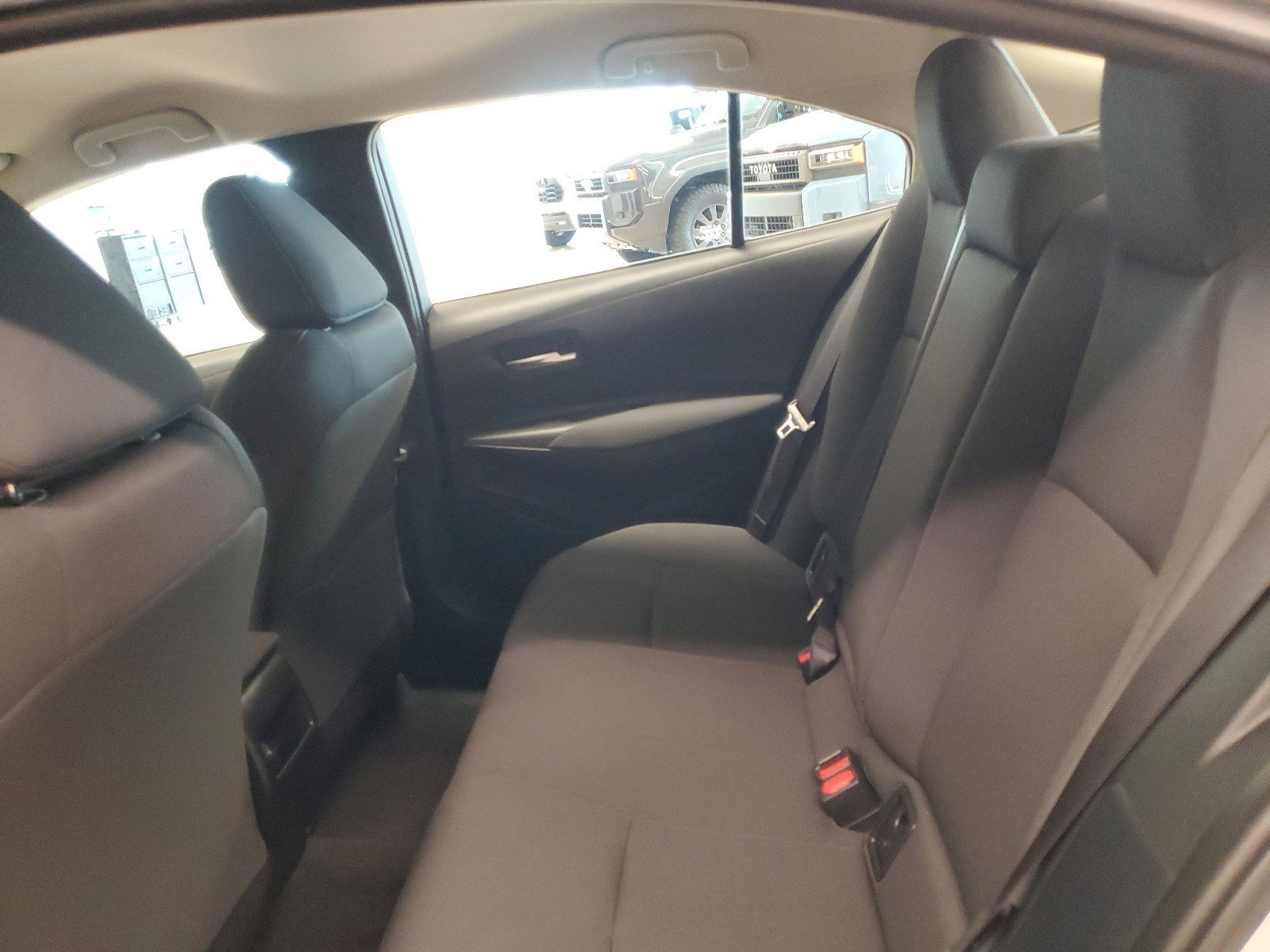 Used 2021 Classic Silver Metallic Toyota LE image 13