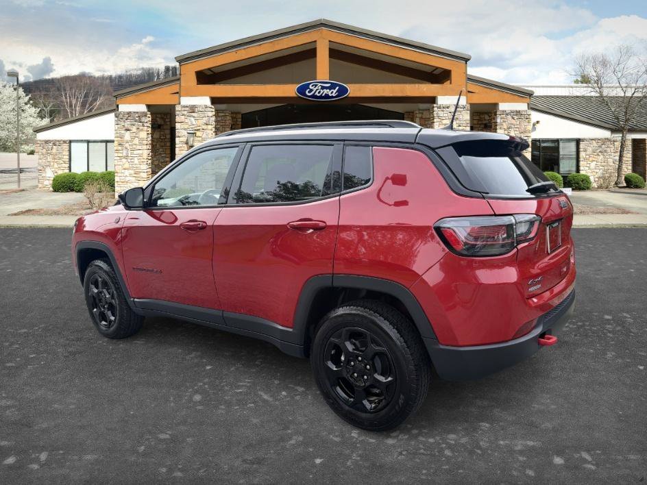Used 2023 Redline Pearlcoat Jeep Trailhawk image 6
