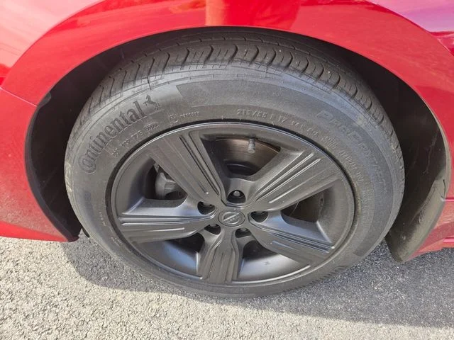 Used 2022 Scarlet Nissan 2.5 SL image 29