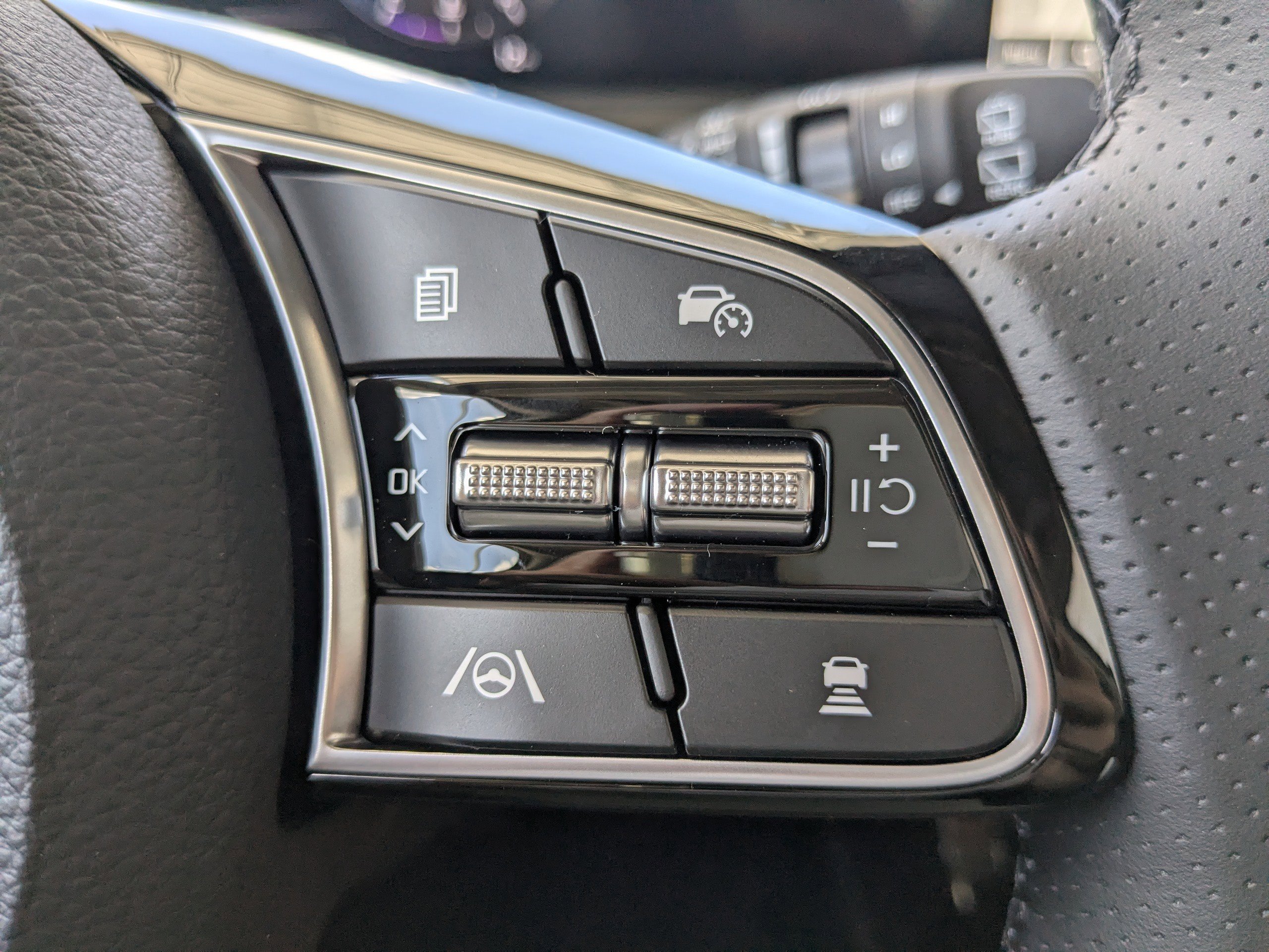 2026 Kia Seltos SX - Photo 33